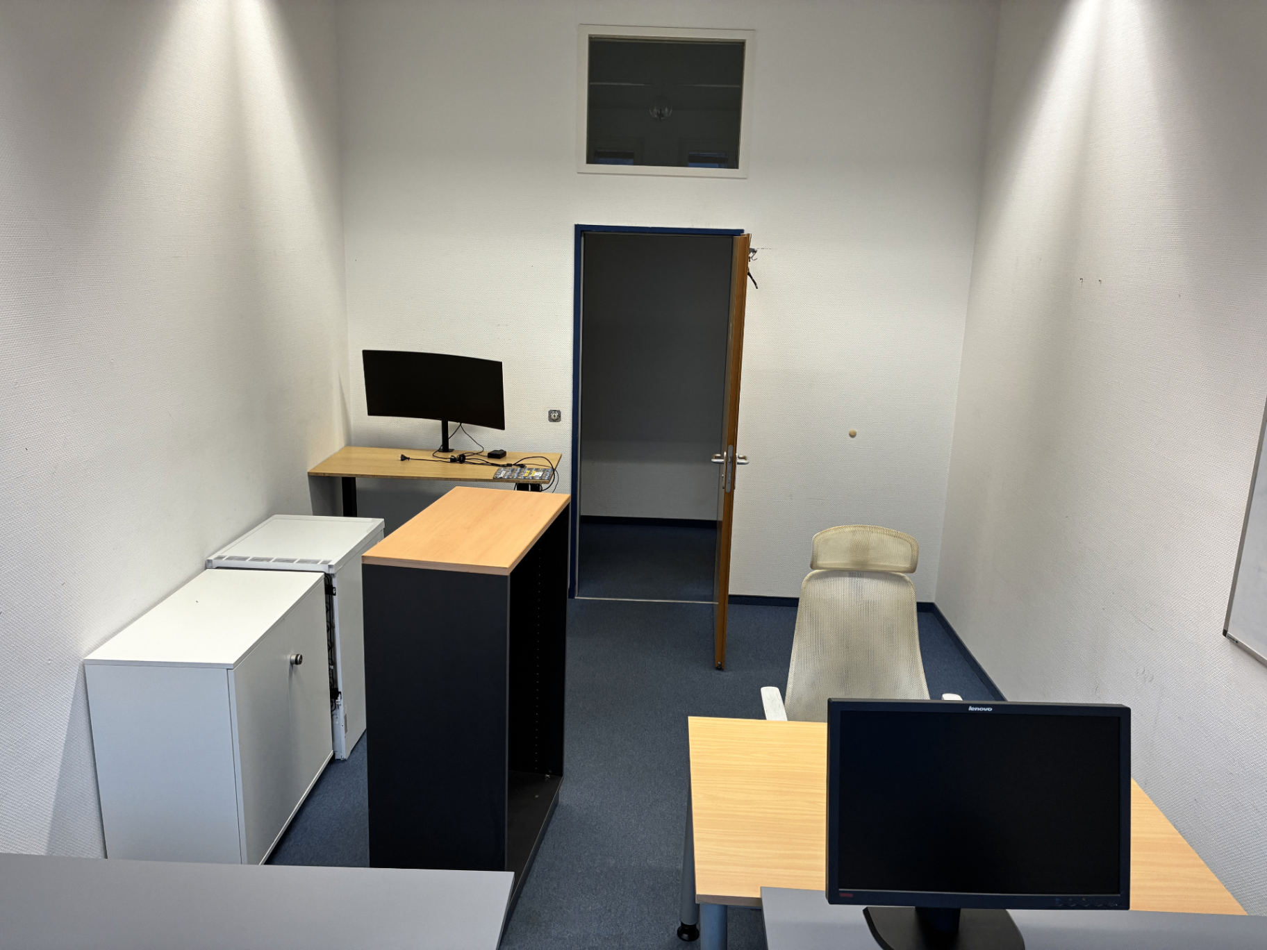 Großes Büro – Ansicht 2